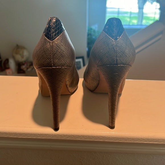 Sam Edelman pump - Picture 3 of 5